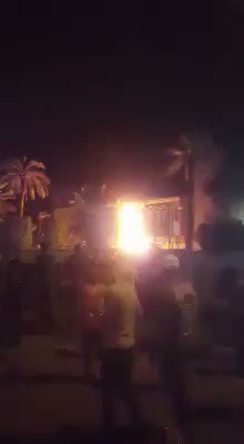 Footage shows Iraqi protesters burning the house of Basra governor. Iraq   