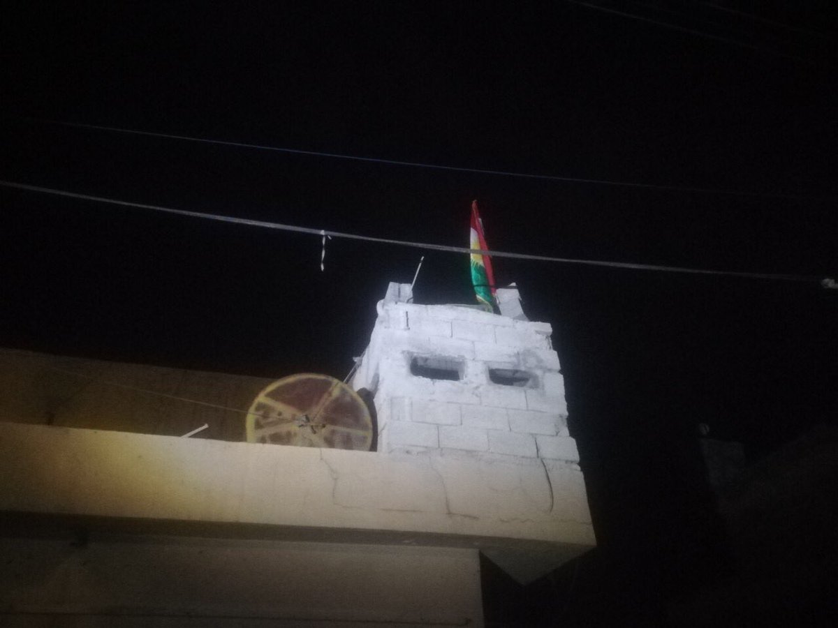 Iraqi security forces surrounding this house in Kirkuk just because of raising the Kurdistan Flag in FlagDay   