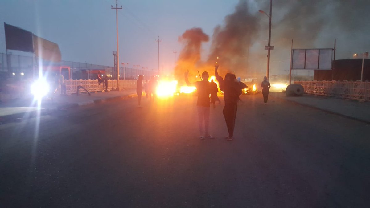 Protests return to Basra. These photos were taken tonight around 1700.  