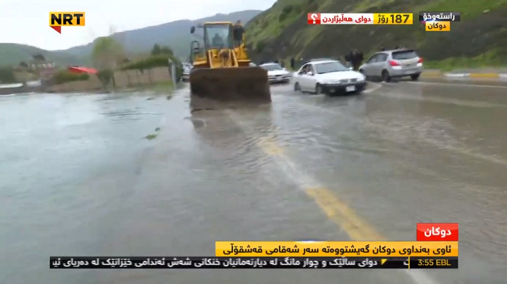 Authorities say water flow high, unregulated at Dukan Dam spillway 