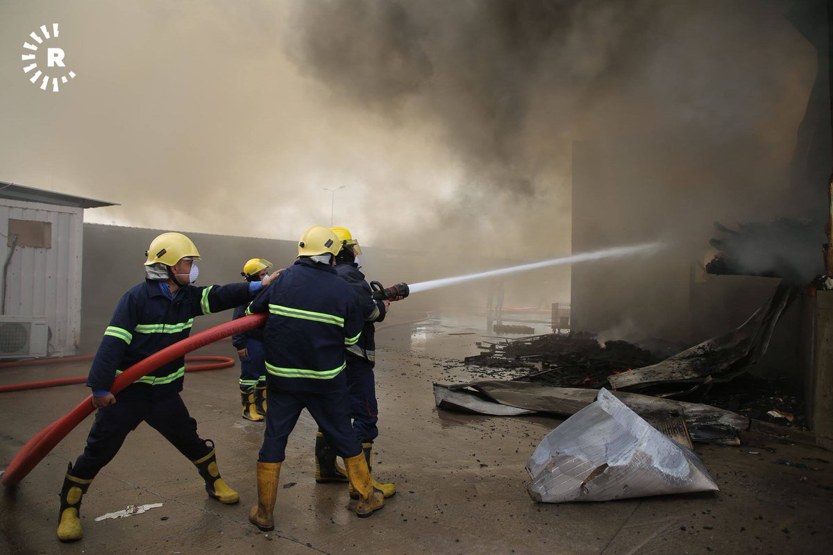 A shopping complex has caught fire in a residential area in the west of Erbil. Firefighters are on the scene. No casualties reported so far   