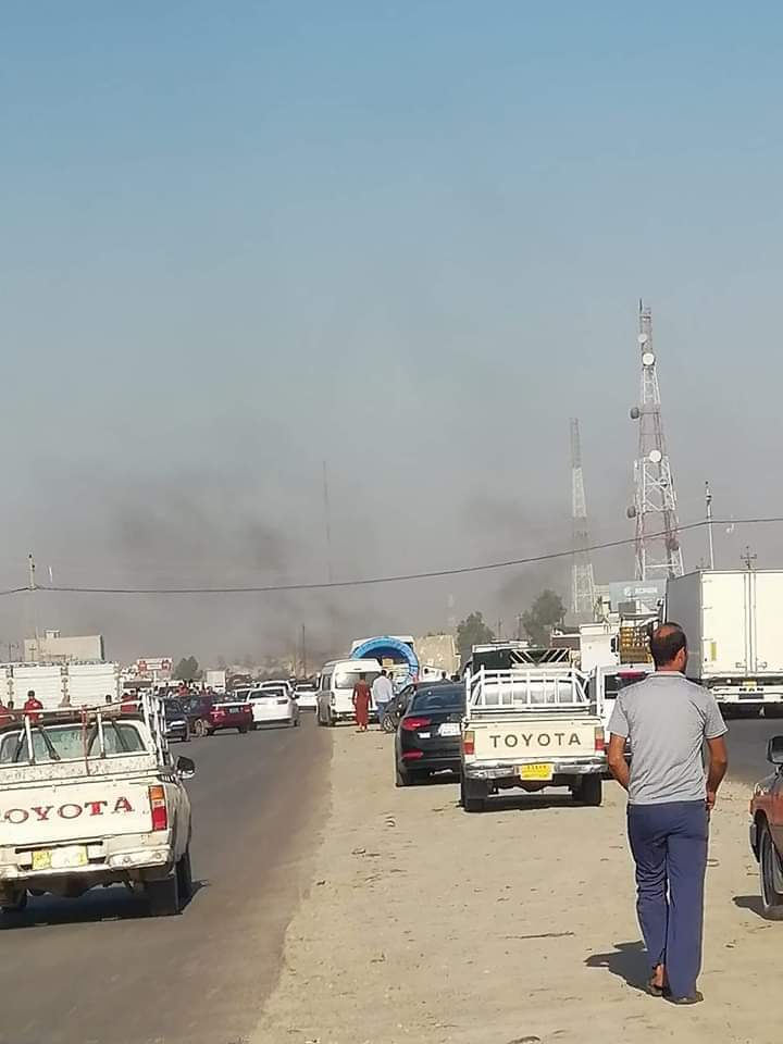 Mosul-Erbil road is blocked by these PMF guys to protest against the PM decision on the 30th brigade of the PMF