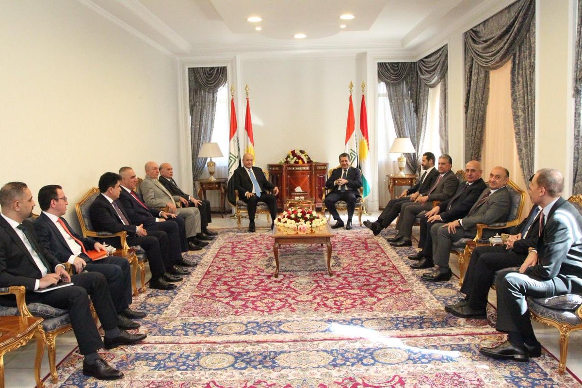 Marsour Barzani: I welcomed today Iraqi President @BarhamSalih and Finance Minister @Fuad_Hussein1 to Erbil — We agreed on the path towards a stable and constructive relationship that recognizes the parties' rights and duties under the Constitution