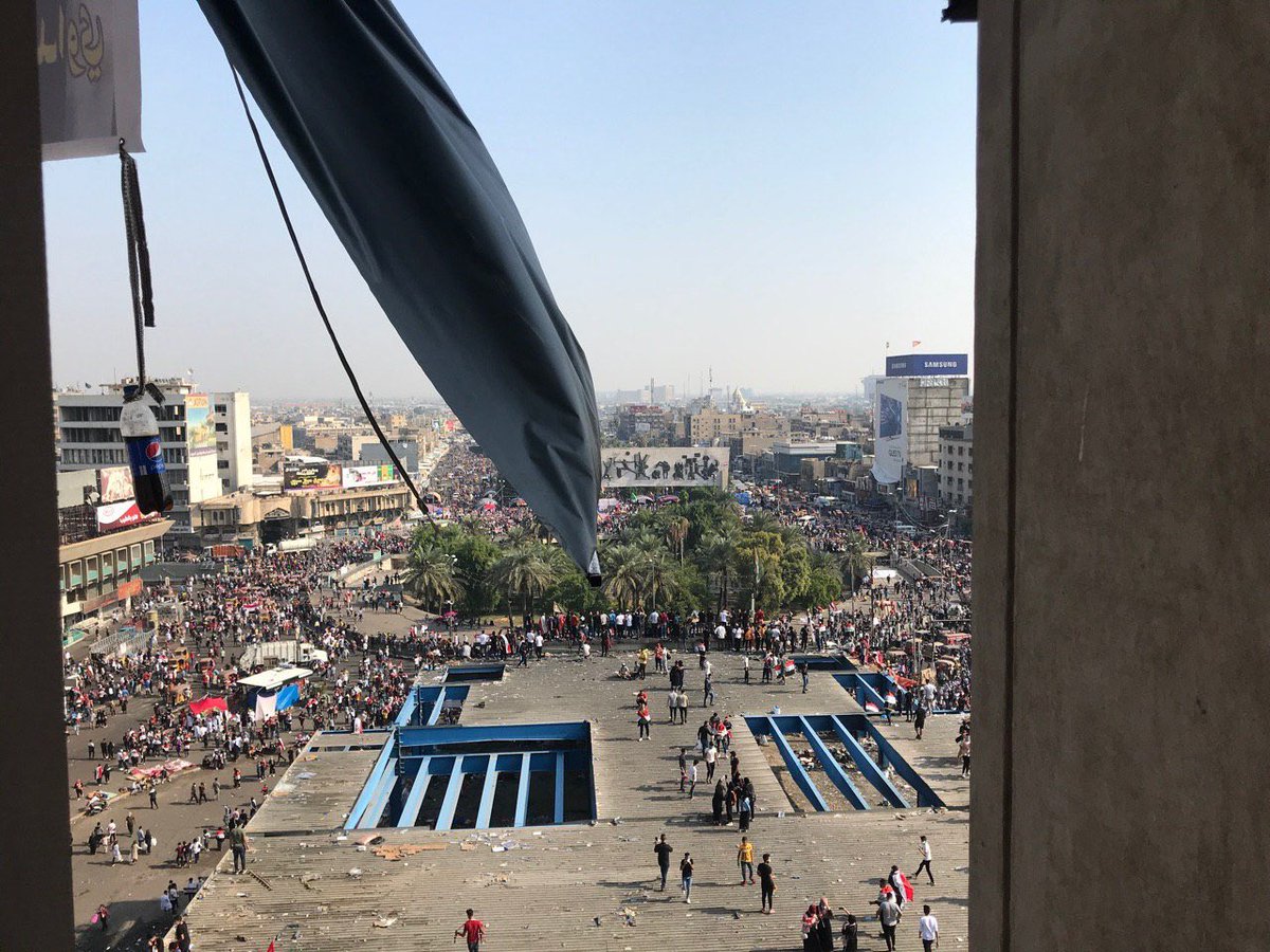 Tahrir Square and Al-Jumhuriya bridge today