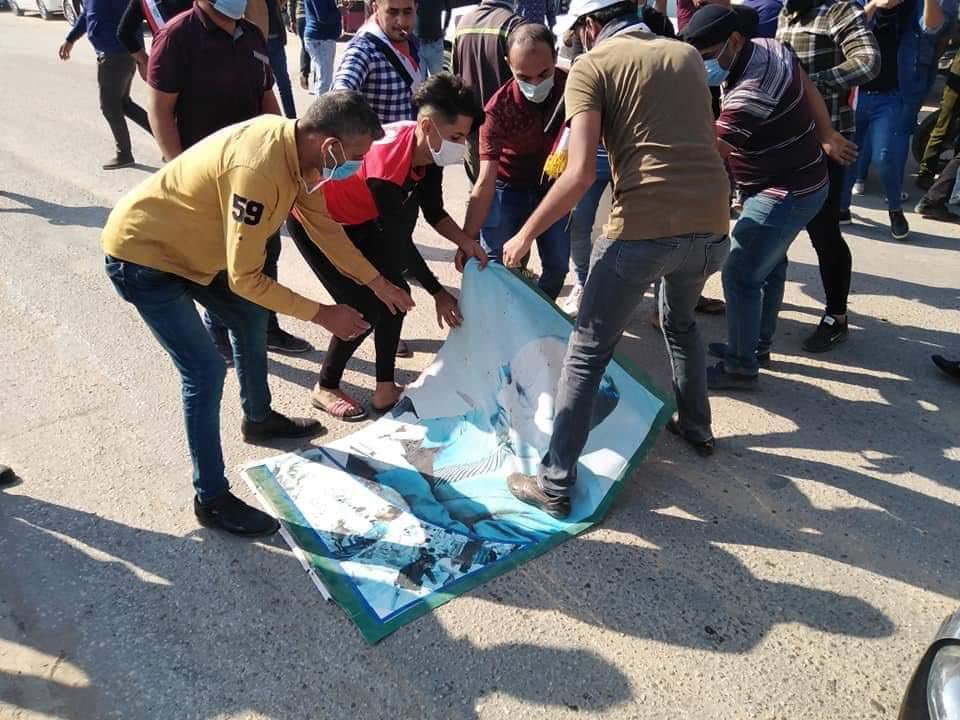In province of Babel, Protesters bring down a display of former PM Nouri Al Maliki, Iraq 
