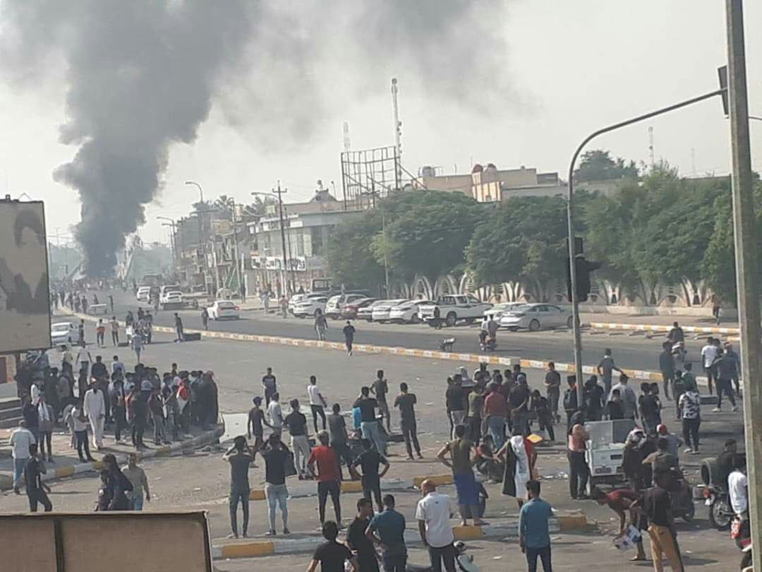 Demonstration In Al Nasiriyah Right Now An Nasiriyah Dhi Qar Governorate Iraq News Map In English News From Baghdad Anbar Kirkuk Nineveh Kurdistan Regions Iraq Liveuamap Com