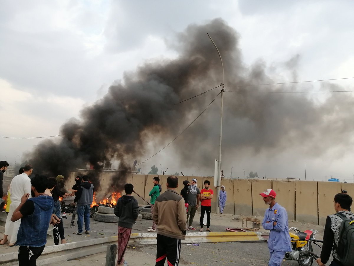 All roads in Basrah have been cut due the general strike 