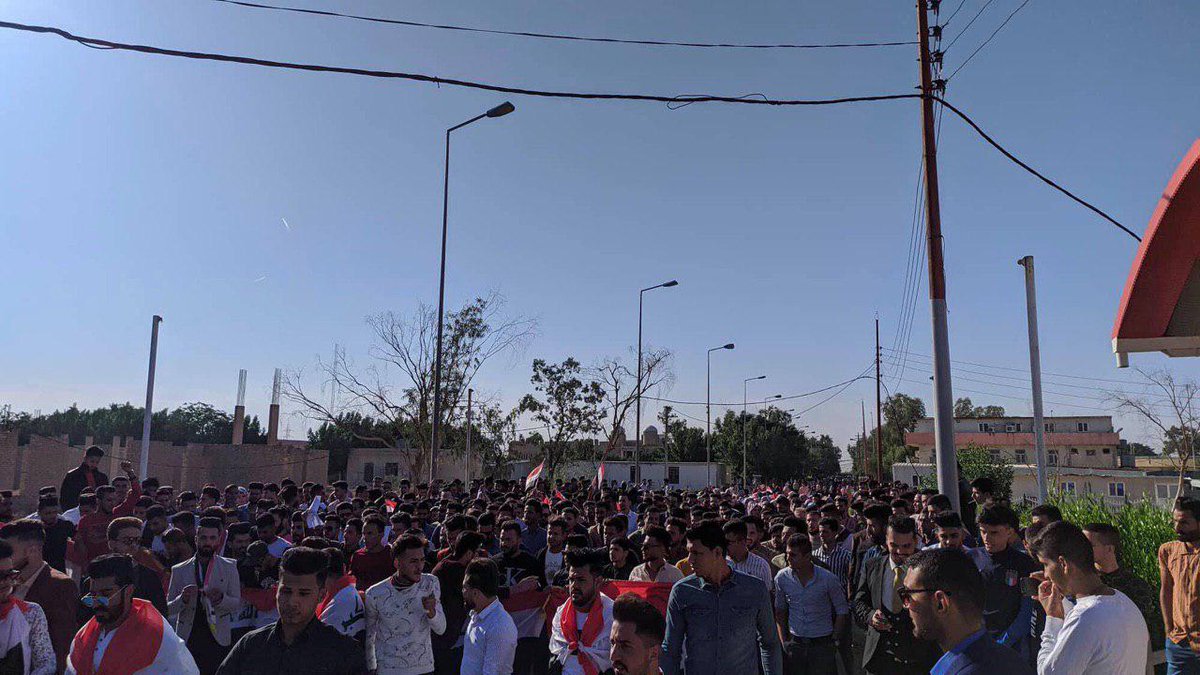 Students of Diyala University in solidarity with peaceful demonstrations