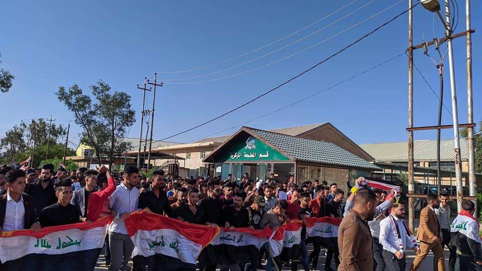 Students of Diyala University in solidarity with peaceful demonstrations