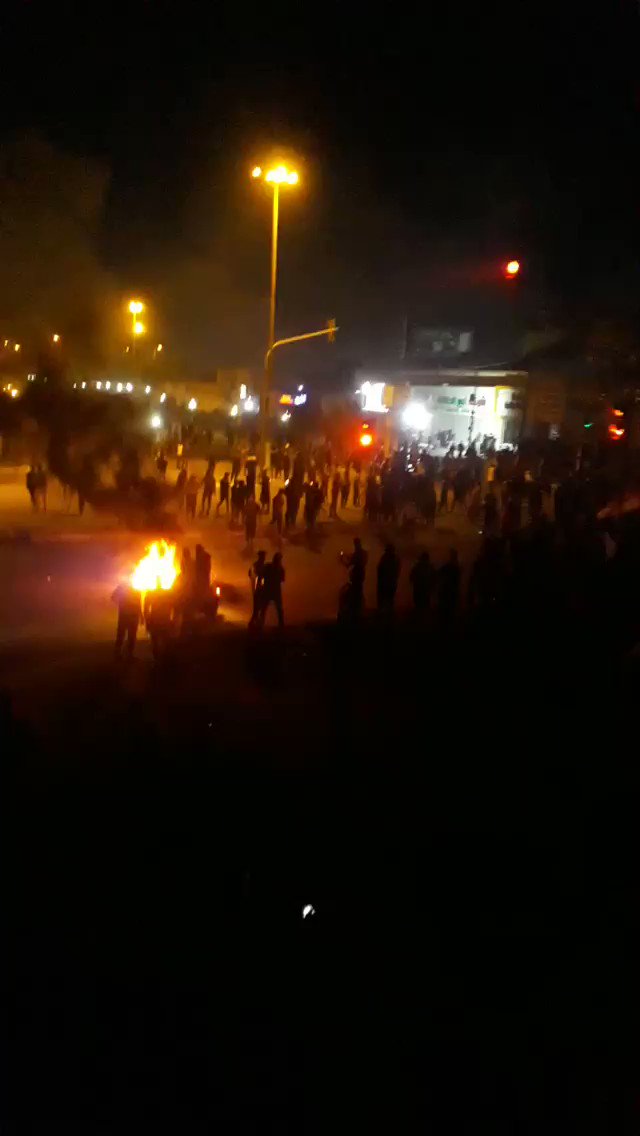 Two killed in Nasiriyah. Live ammunition and tear gas was fired at unarmed protesters