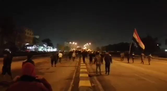 More protesters heading towards the October square in central Najaf, Iraq