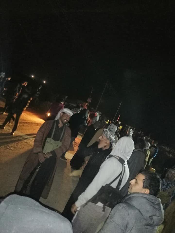 Tribal fighters deployed in the city of Nasiriyah after the withdrawal of the security forces and local government. 
