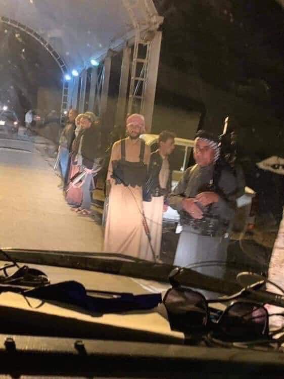 Tribal fighters deployed in the city of Nasiriyah after the withdrawal of the security forces and local government. 
