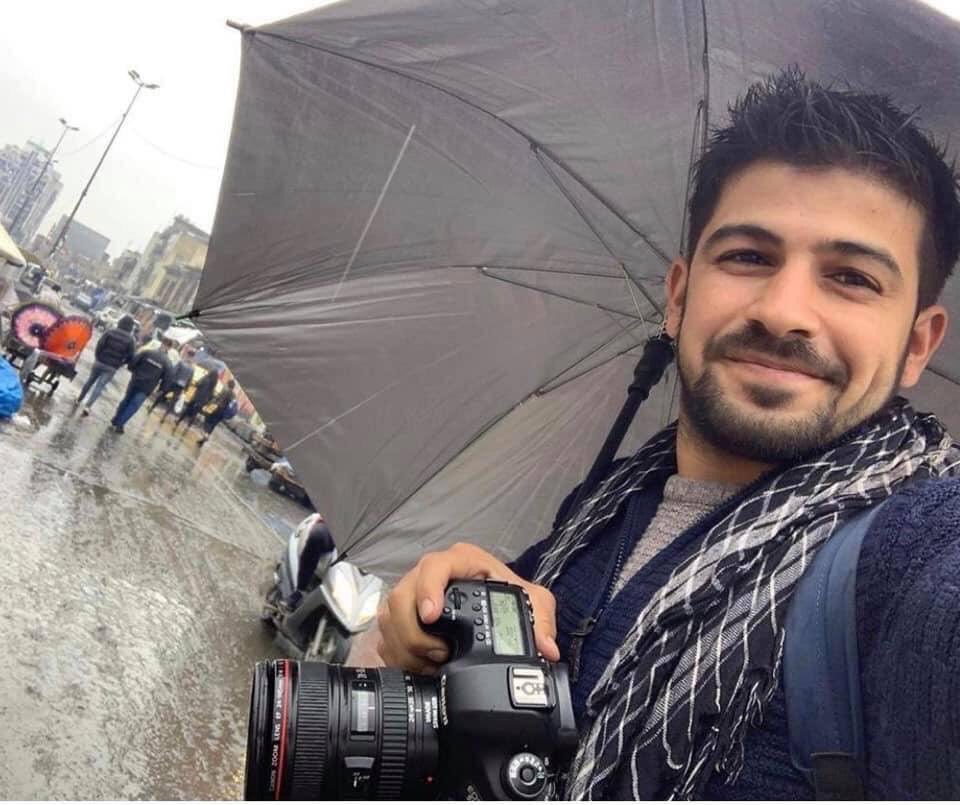 Photographer Ahmed Muhanna Al Lami was killed in Khulani Square by militiamen who attacked the protesters today