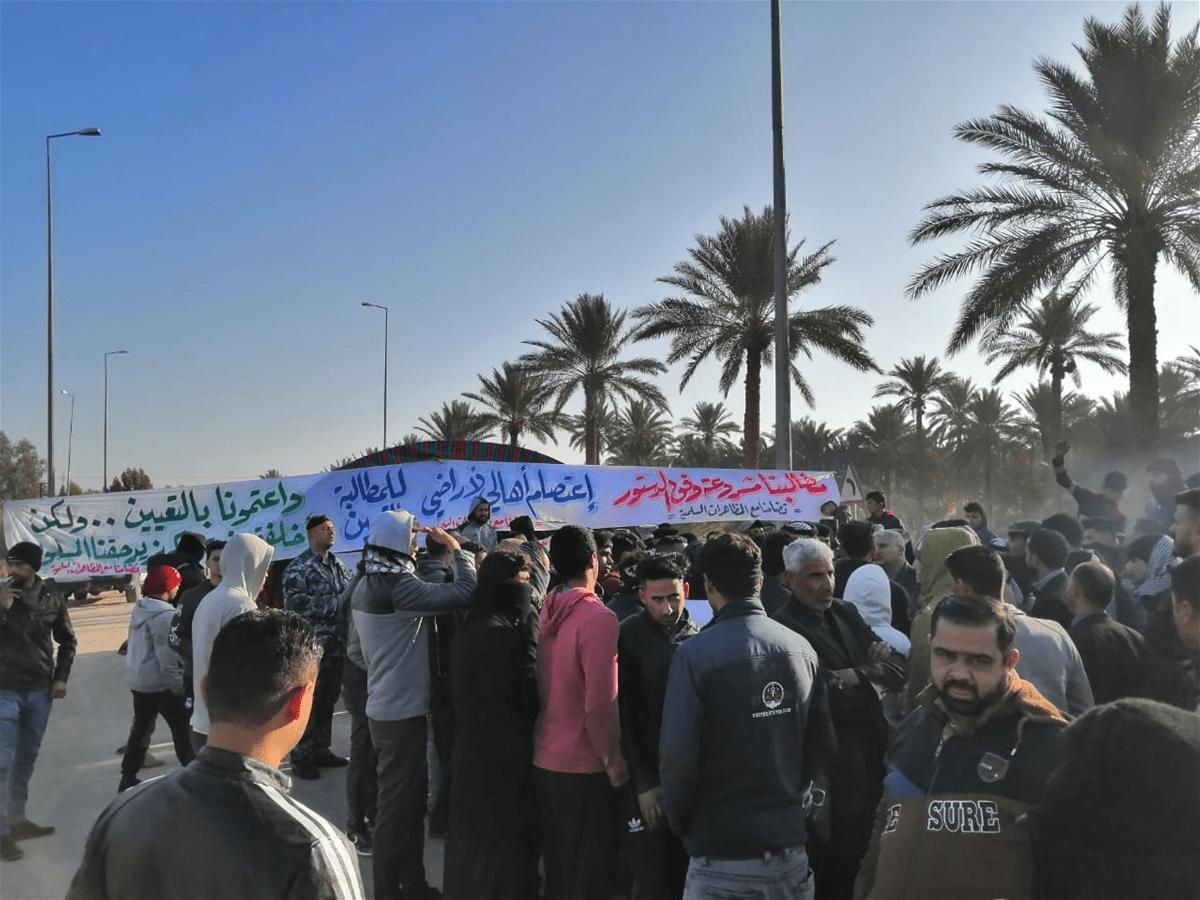 Protesters deny employees access to al-Khairat electricity station in Karbala as they block it for third time 