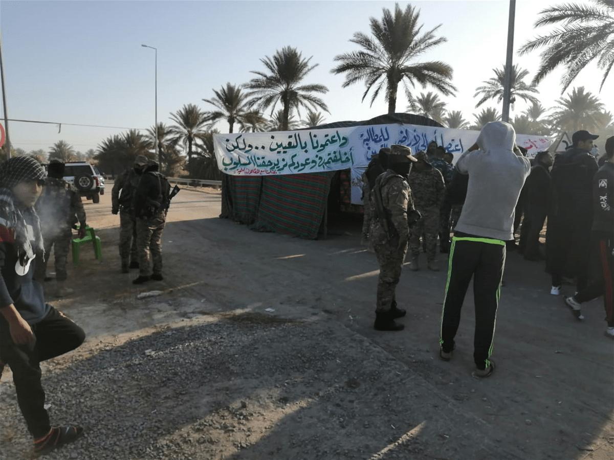 Protesters deny employees access to al-Khairat electricity station in Karbala as they block it for third time 