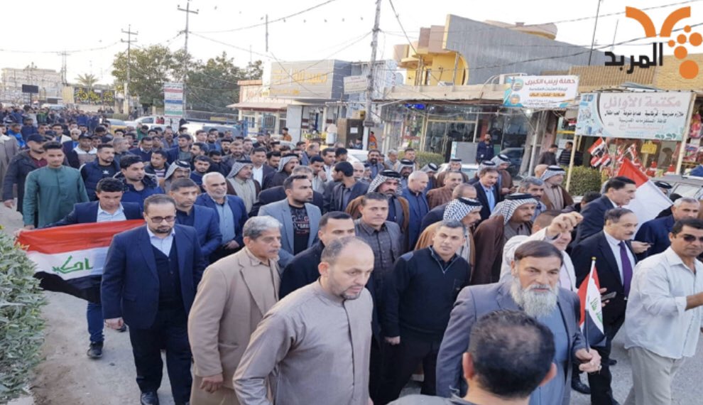 Hundreds in the Shamiya district, in the west of Diwaniyah, organize a demonstration to support the protests