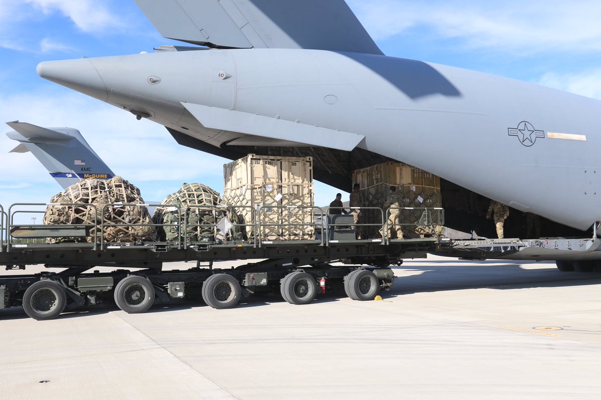 Today, hundreds of All American Paratroopers boarded @usairforce C17 Globemaster aircraft and headed to the  @CENTCOM area of operations.