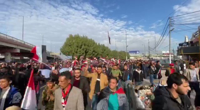 Crowds of protests swelling up in Hilla, Babil in southern Iraq