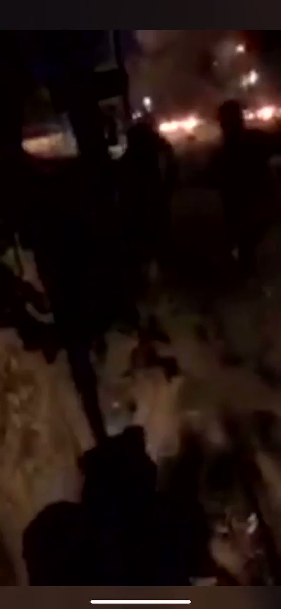 Tear gas canisters & live ammunition being used by security forces   in Khilani Square in Baghdad to push back the protesters to Tahrir Square. Chaos in Baghdad tonight as security forces using excessive forces.  Video from live coverage of a protester  