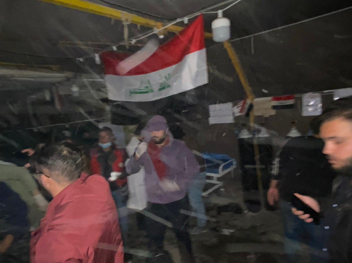Pictures of medical detachment at the Najaf sit-in square receive a number of wounded people, as a result of the assault of the Saraya Al Salam militia