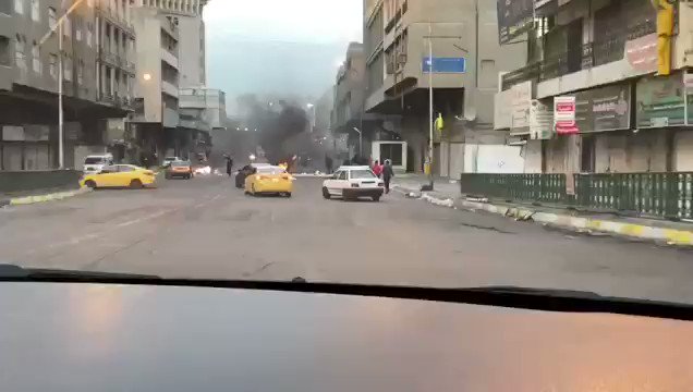 Baghdad: The redeployment of demonstrators in al-Khilani Square and the closing of the al-Sink Bridge hours after its opening