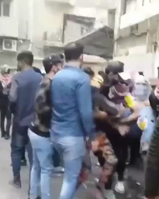 A number of protesters were injured by the security forces, near Al-Khalani Square in the center of Baghdad