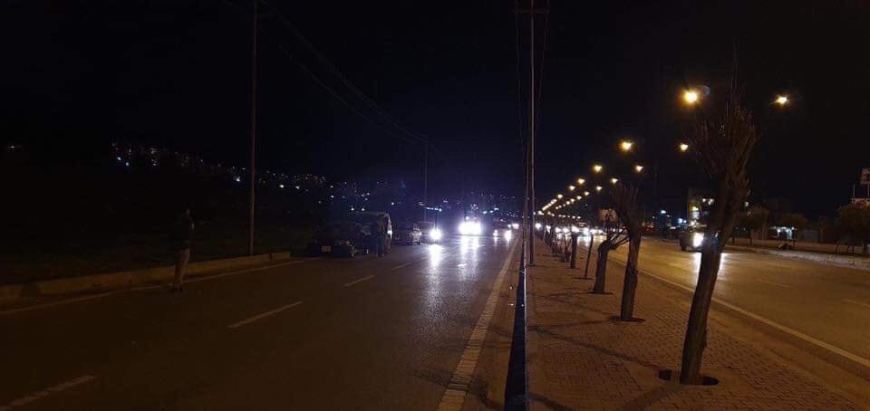 Security forces in Slemani urge people on the streets to go back home