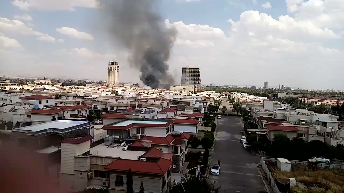 Fire near Divan and Empire Villas is spreading billowing black smoke over Erbil 