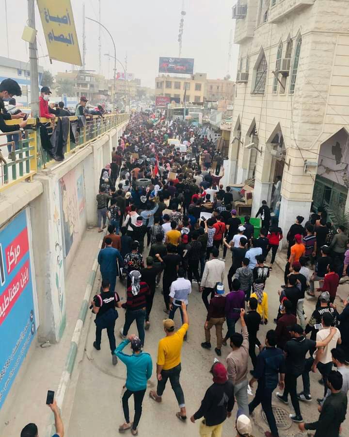 Thousands launch major protests in Samawah - Muthanna.  At this time, the provinces of central & southern Iraq are going out with angry protests due to the assassinations & kidnappings of activists