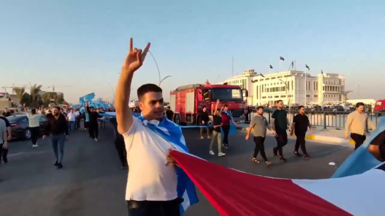 Turkmen Front supporters demonstrated in Kirkuk today, protesting the formation of the local government, which they allege is illegitimate. Notably, many demonstrators were observed displaying the Grey Wolves or Bozkurt hand gesture, a symbol associated with pan-Turkic nationalism