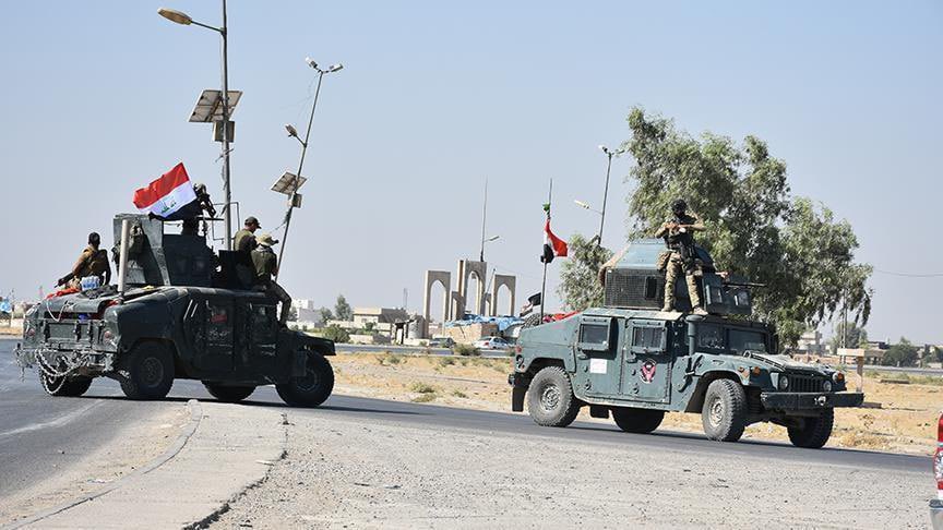 إقليم كردستان العراق: عبرت صباح اليوم قوة كبيرة من الحشد الشعبي تضم مئات المركبات والأسلحة الثقيلة الحدود إلى إقليم كردستان العراق في منطقة كرميان بالقرب من مدينة كفري (جولاجو/جولاجو). وأبلغ الحشد الشعبي السكان المحليين ووكالات الأنباء أنهم منتشرون لمدة 3 أيام في إطار عملية ضد داعش.