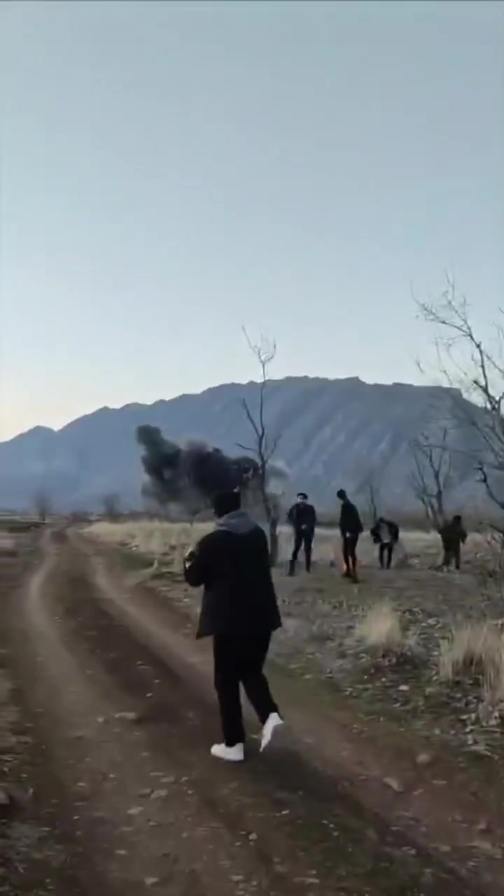 A drone crash occurred on Çelkî Hill overlooking Dêrelok town in Amedi, in the Kurdistan Region of Iraq. One civilian, who was there for a picnic, sustained injuries