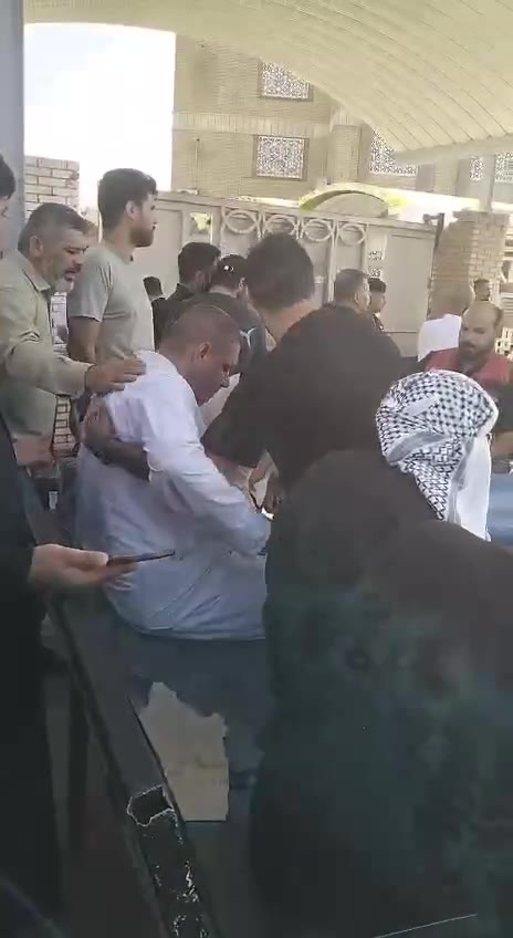Skirmishes erupt between Dhi Qar governor's security forces and a number of wounded Popular Mobilization Forces members during a demonstration organized by the wounded to demand the distribution of land plots allocated to them.