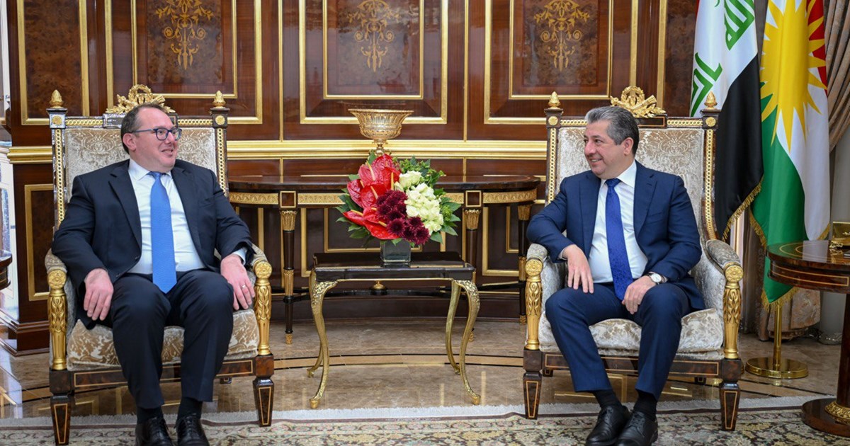 On Tuesday, Kurdistan Region Prime Minister Masrour Barzani met with Joshua Harris, the US Charge d'Affaires in Iraq, and Wendy Green, the US Consul General in the Kurdistan Region. Discussions focused on enhancing bilateral relations, Iraq's overall situation, and ongoing political negotiations to form a new cabinet