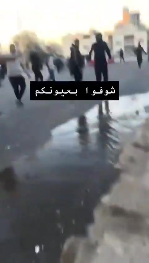 Clashes erupted between Iraqi police and protesters attempting to storm the US embassy in the Green Zone.