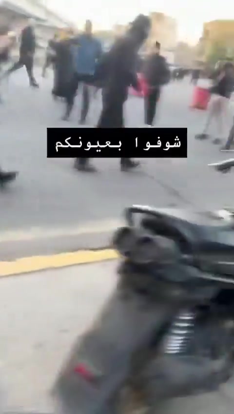 Clashes erupted between Iraqi police and protesters attempting to storm the US embassy in the Green Zone.