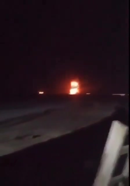 Footage shows a major explosion at a local PMF headquarters in al-Qaim, a town in Iraq near the Syrian border. Verified by Al Jazeera