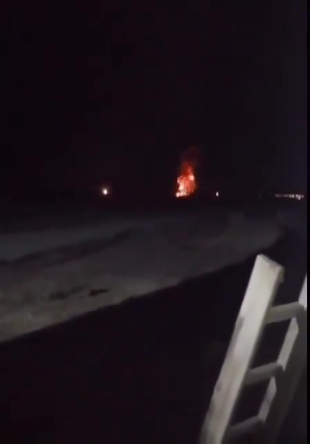 Footage shows a major explosion at a local PMF headquarters in al-Qaim, a town in Iraq near the Syrian border. Verified by Al Jazeera