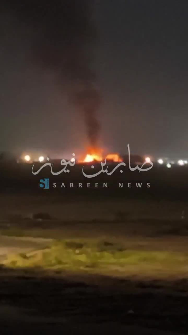 Se informa que drones y cohetes iraníes impactaron la base militar estadounidense Victoria (Camp Victory) cerca del Aeropuerto Internacional de Bagdad, activando las defensas aéreas y provocando incendios.