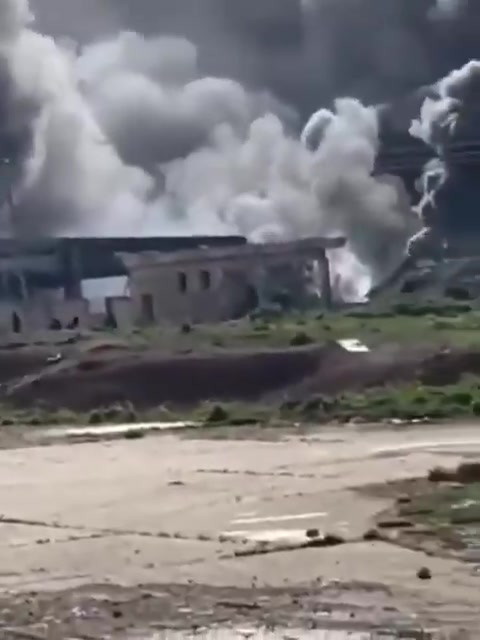 Multiple airstrikes targeted PMF positions in Akashat, western Iraq