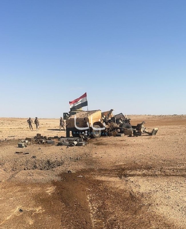Explosion of an Iraqi army vehicle in the Rawah desert south of Mosul results in the death and injury of 4 Iraqi soldiers.